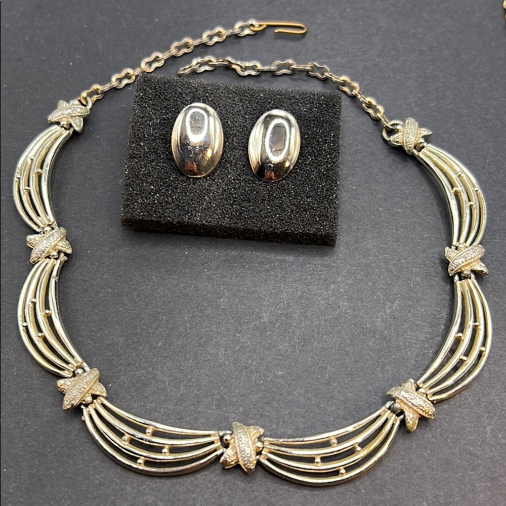 Vintage rhinestone necklace, earrings